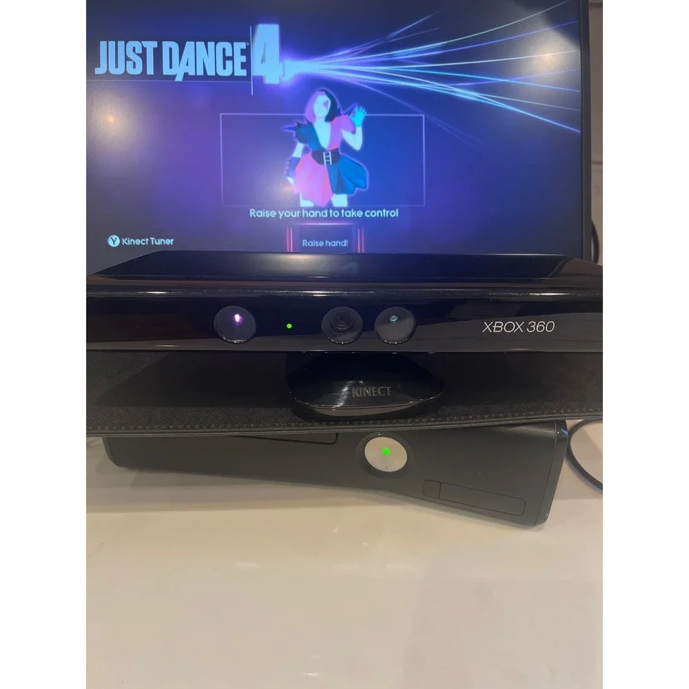 Xbox 360 Kinect  Bundle 3 Games Dance Central‎ Just Dance Sonic Working
